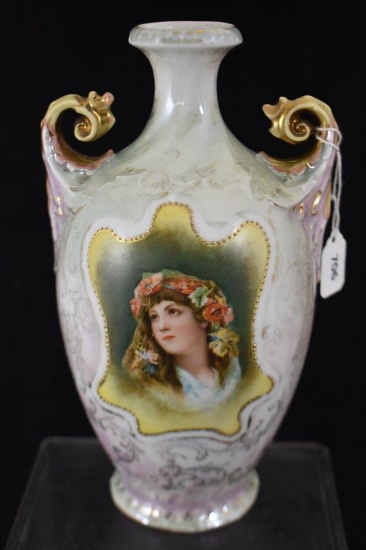 Royal Saxe/ES 8" portrait vase