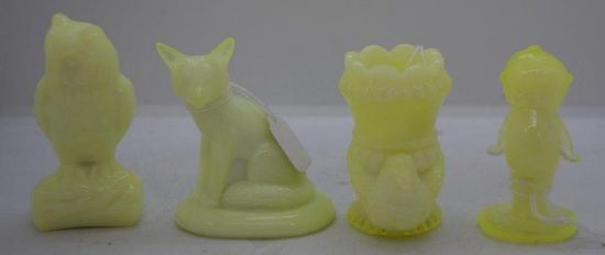 (4) Vaseline glass figurines