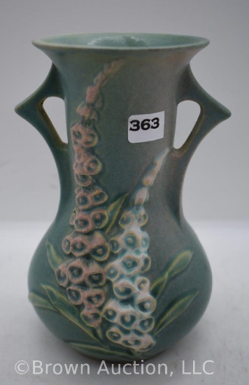 Roseville Foxglove 43-6" vase, green