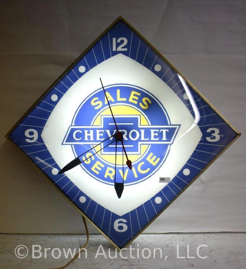 Chevrolet Sales and Service bubble glass Diamond Pam clock