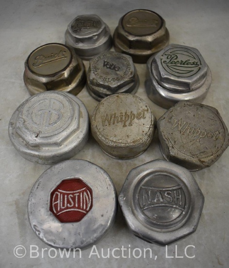 (10) Vintage hubcaps - Buick, Chandler, Peerless, Whippet, Austin, Nash, etc.