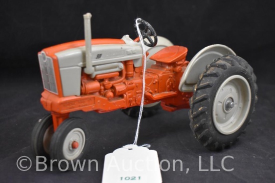 Ford 901 Powermaster die-cast metal tractor