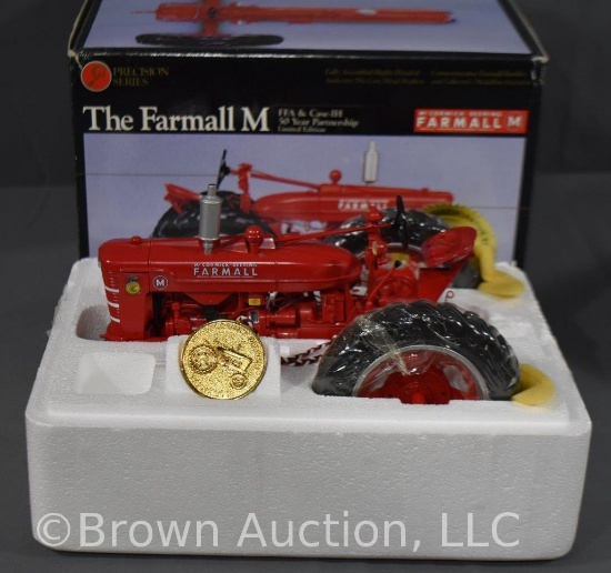 Farmall M diecast precision series tractor