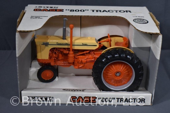Case 800 diecast tractor