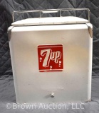 Vintage 7-Up cooler / ice chest
