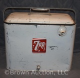 7-UP A4 soda cooler / ice chest