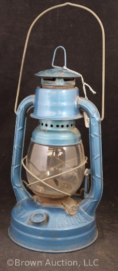 Dietz Little Wizard lantern, blue