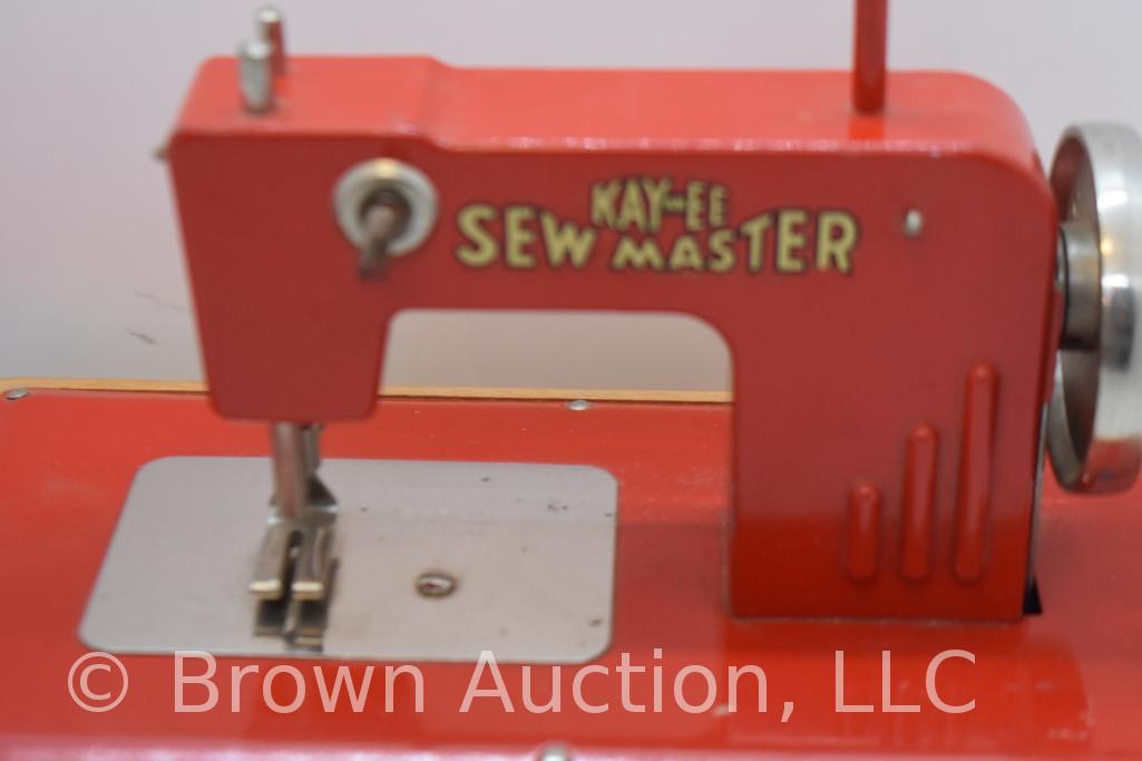 KAYanEE Sew Master toy sewing machine, red | Proxibid