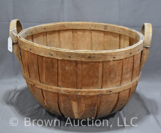 Wooden bushel basket, Bentwood handles