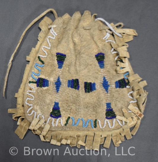 1930's Native American/Indian beaded leather bag