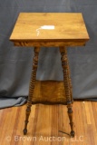 Small sized Oak library/plant stand, spindle legs, lower shelf