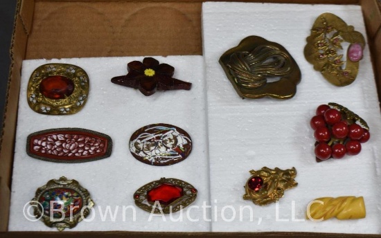 (11) Vintage ladies brooches and dress clips: 1-Cinnabar; many jeweled