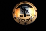 LIVE BETTER ELECTRICALLY COOP DOUBLE BUBBLE CLOCK