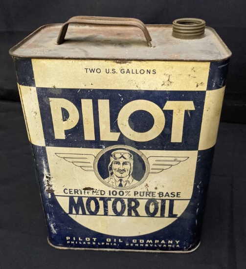2 GAL OIL CAN PILOT OIL CO PHILADELPHIA PA