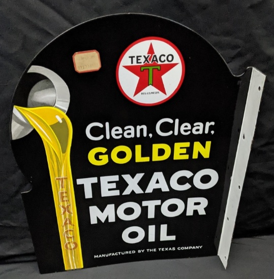 NOS PORCELAIN FLANGE SIGN TEXACO GOLDEN MOTOR OIL