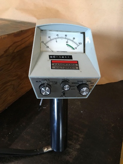 Victoreen tester, model 470A