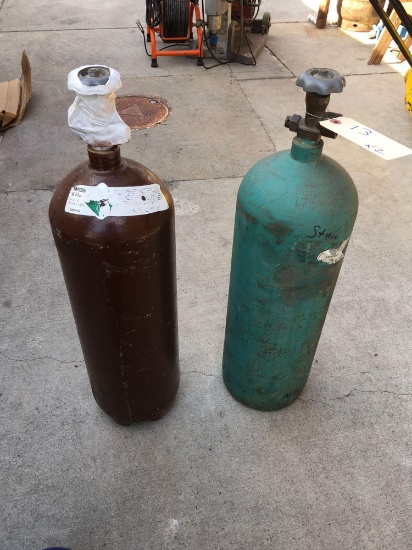 25 1/2" T Compressed gases tanks