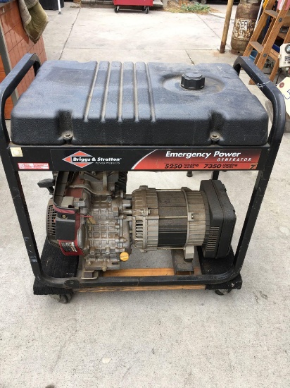 Briggs & Stratton Emergency Power Generator Runs