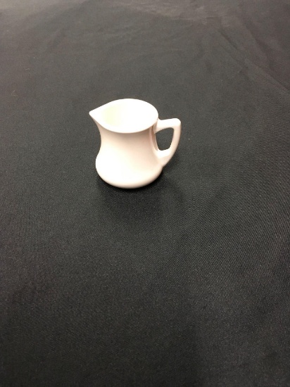 New 2 oz creamer with handle, 144 pieces