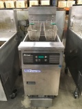 Pitco 40 lb fryer with filter system and new baskets