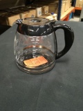New Black & Decker 12 cup carafes, 8 pieces