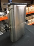 New Bunn 3 1/2 liter tea dispenser