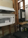 Range hood, microwave and dishwasher, 3 pieces