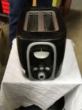 Oster 2 slice toaster, 120 volt
