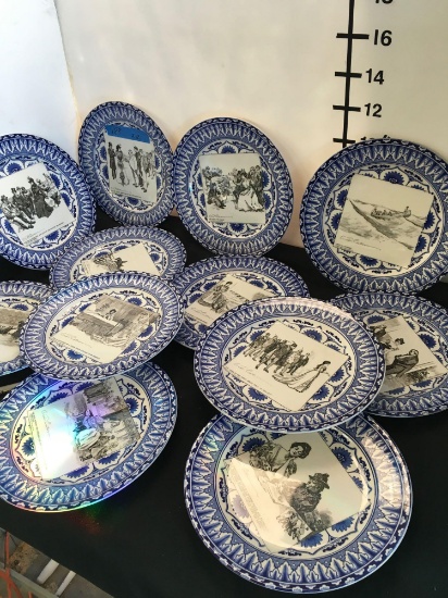 Vintage 10 in. Royal Doulton England plates