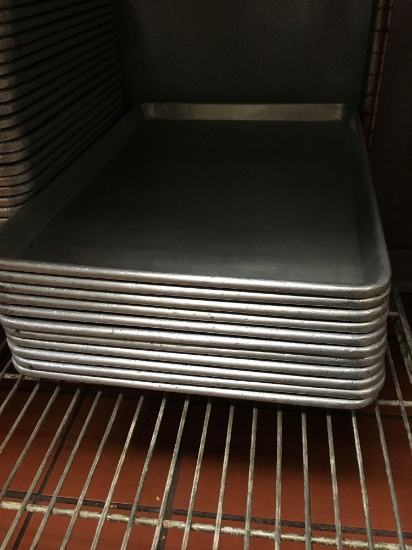 Half size sheet aluminum pans