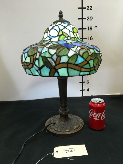 Vintage Tiffany like lamp