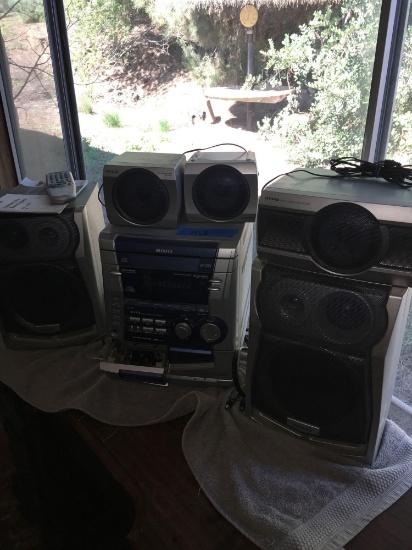 Aiwa Compact Disc stereo system