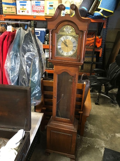 Tempus Fugit Colonial vintage clock