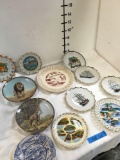 Assorted collectible plates (12 pieces)