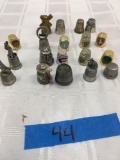 Collectible 19 pieces thimbles