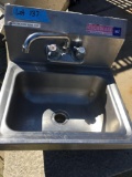 S/S Hand sink, Cecilware,with faucet