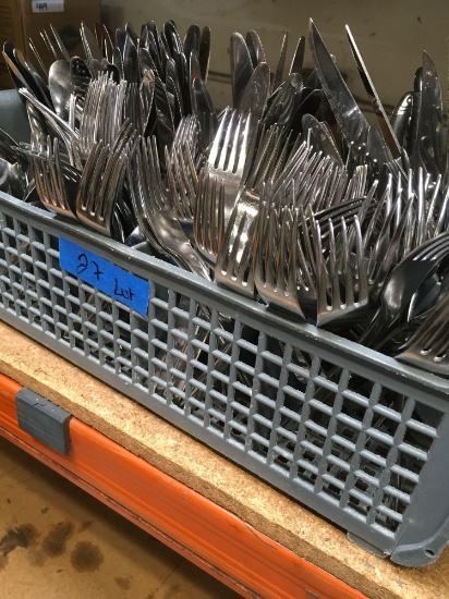 Lot. 100+ Cutlery with caddy