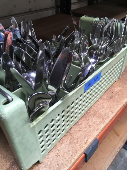 Lot. 100+ Cutlery with caddy