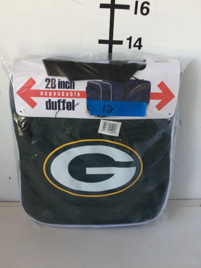 Football team New 28" Packers Expandable duffel bag.
