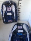 Football team New. New York Giants back packs