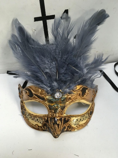 New gold feathered eye masks