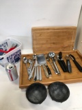 Lot. Kitchenware