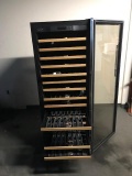 Eurocave Glass door wine cooler, 110-120v  Works