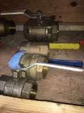 Assorted Ball valves, 1½ 