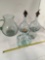 5 pieces. Assorted glass items