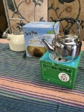 3 assorted tea kettles