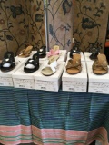 10 pairs. Size 39 Onex woman's shoes