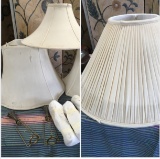 4 lamp shades 6 shade holders