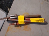 Pneumatic hammer bits