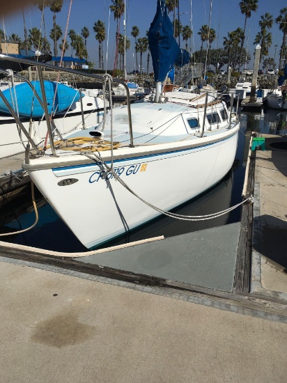 1981 Catalina Sailboat with motor